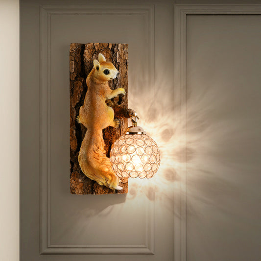 Squirrel Wall Lamp