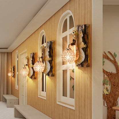 Squirrel Wall Lamp