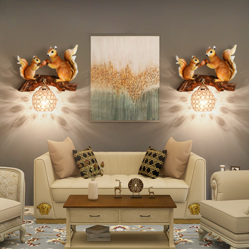 Squirrel Wall Lamp
