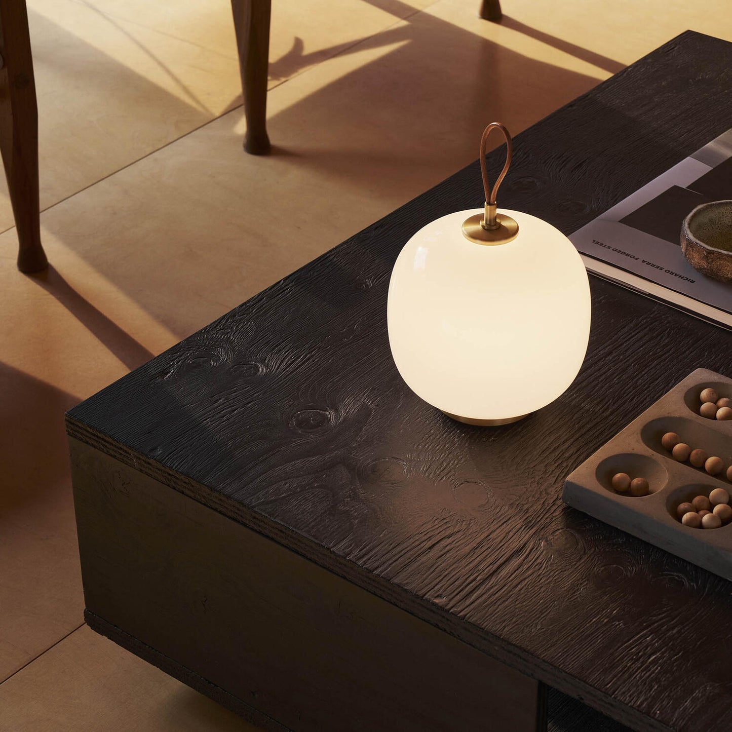 VL45 RADIOHUS PORTABLE TISCHLEUCHTE