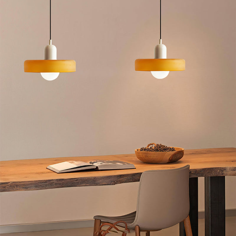 Bauhaus Pendelleuchte Aus Farbigem Glas