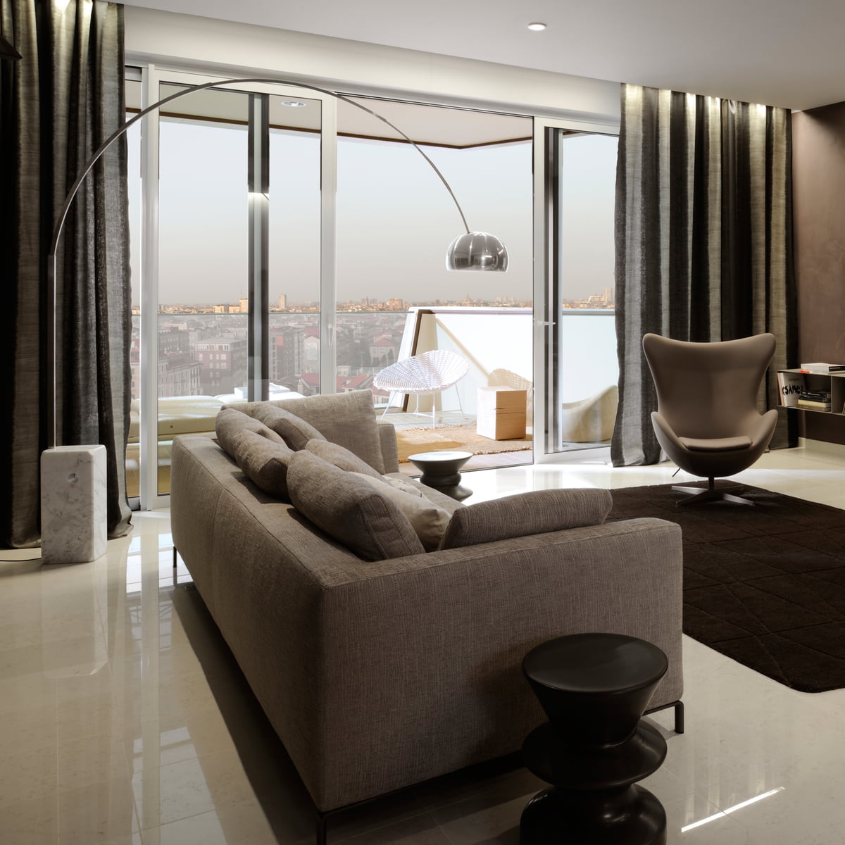 Flos - Arco LED-Stehleuchte, Edelstahl / Marmor weiß