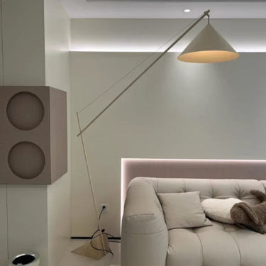 Delieh Floor Lamp
